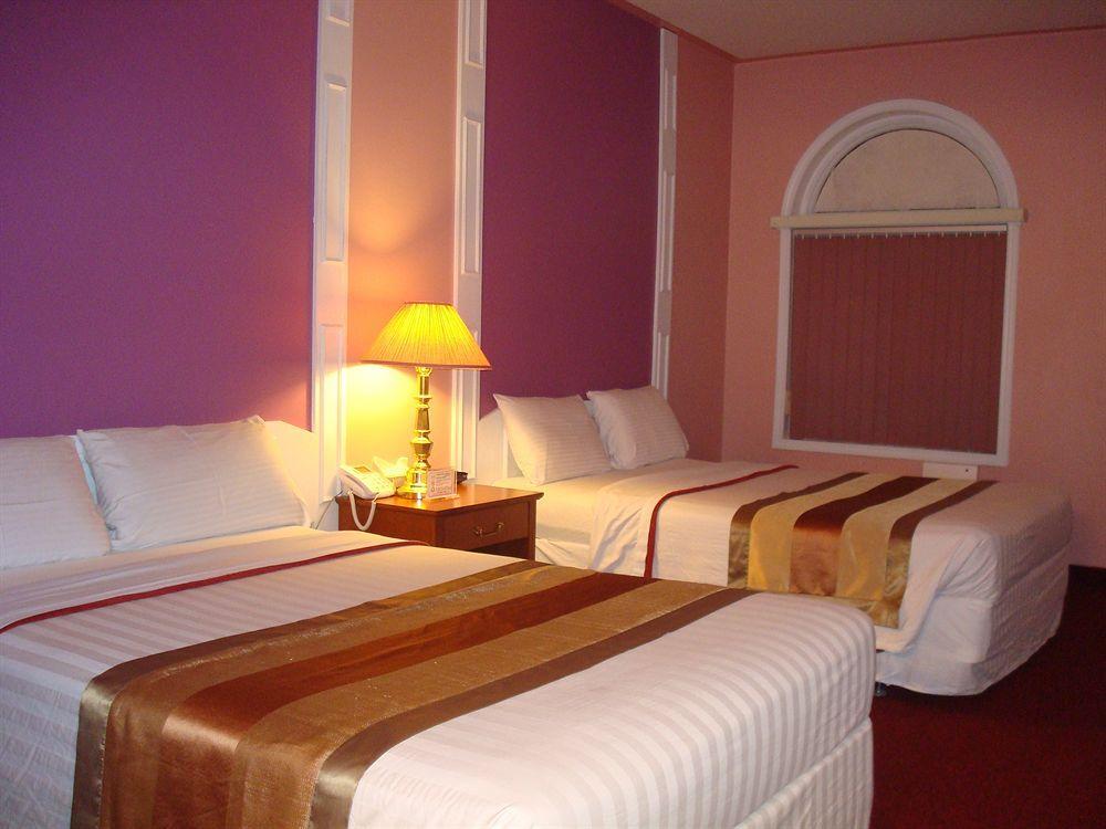 Grewals Inn And Suites Niagara Bagian luar foto