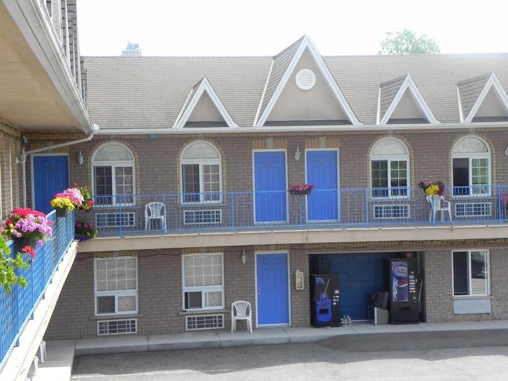 Grewals Inn And Suites Niagara Bagian luar foto