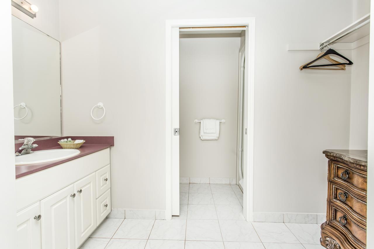 Grewals Inn And Suites Niagara Bagian luar foto