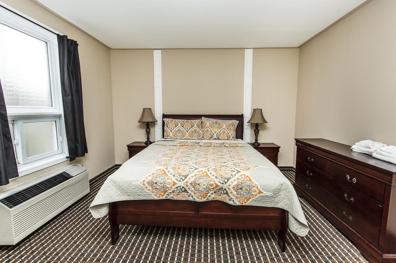 Grewals Inn And Suites Niagara Bagian luar foto